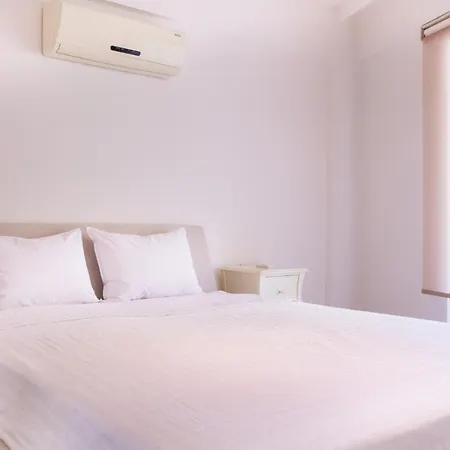 Apartamento Comfortable Flat W Pool And Garden In Aydin