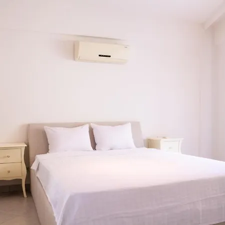 아파트 Comfortable Flat W Pool And Garden In Aydin